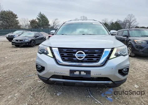 2017 Nissan Pathfinder S z USA, uszkodzony, nr VIN 5N1DR2MM9HC622358